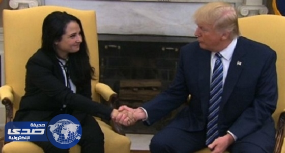 بالفيديو .. ترامب يستقبل الناشطة المصرية الأمريكية آية حجازي في البيت الأبيض