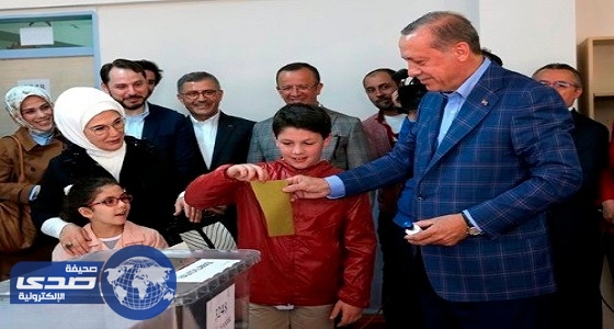 « نعم » تتفوق في النتائج الأولية لاستفتاء تركيا حول صلاحيات « أردوغان »