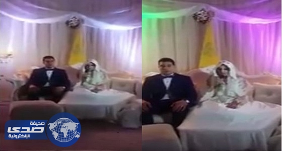 بالفيديو.. عروس مغربية ترفض الأغاني وتتلو القرآن في ليلة زفافها