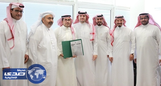 «الزكاة والدخل» تصدر أول شهادة تسجيل ضريبي لشركة سعودية