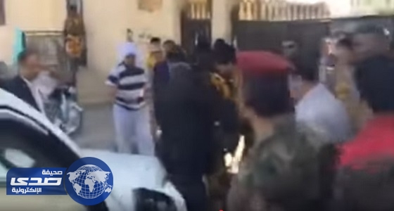 بالفيديو .. محاولة الحوثيون قتل رئيس هيئة التأمينات