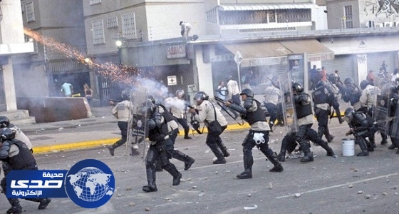 مقتل 2 بالرصاص خلال تظاهرات مؤيدة ومعارضة في فنزويلا