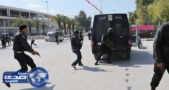 انتحاري يفجر نفسه في تونس .. والأمن يحاصر جماعته الإرهابية