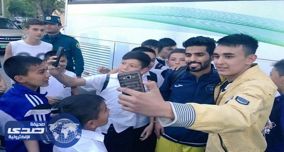 جماهير أوزبكستان تتهافت على عبد المجيد السواط