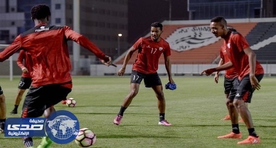 بالصور .. تدريبات ترفيهية للاعبي الشباب استعدادا لديربي الهلال