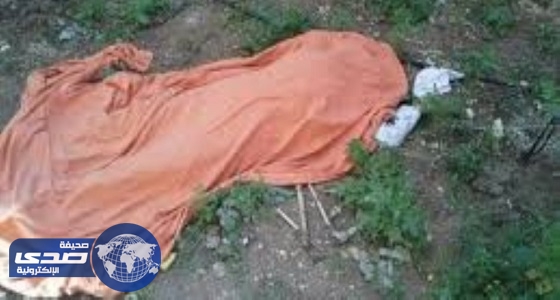 أهالي يعثرون على جثة طالبة مجردة من ملابسها في مصر