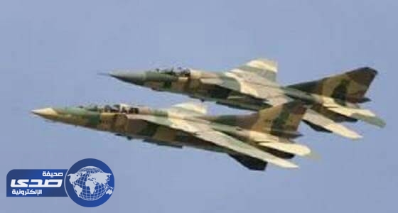 القوات الجوية المصرية تدمر المركز الرئيسي لمجلس شورى مجاهدي درنة بليبيا