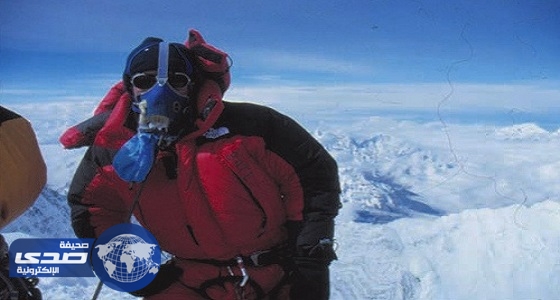 نيبال تؤكد مقتل متسلق أمريكي أثناء صعوده قمة إيفرست
