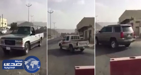 بالفيديو.. سيارات تسير عكس الاتجاه في طريق الأمير سلطان بنجران