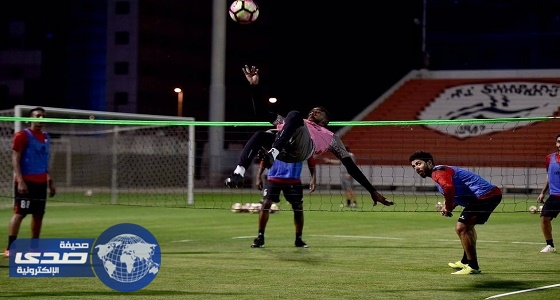 بالصور.. تدريبات الشباب استعدادًا للقاء الاتفاق غدًا