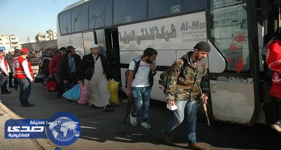 خروج دفعة من القافلة العاشرة من مهجري حي الوعر إلى إدلب بسوريا