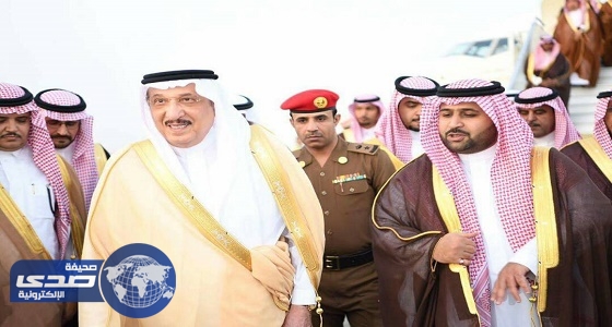 بالصور .. أمير جازان يستقبل نائبه لدى وصوله مطار الملك عبد العزيز