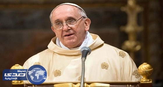 البابا فرانسيس يستنكر مسمى «أم القنابل»: «أخجل من الاسم»