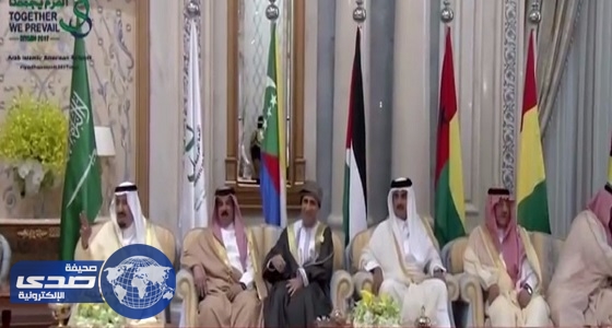 خادم الحرمين يصل مركز الملك عبدالعزيز ليترأس القمة الخليجية الأمريكية