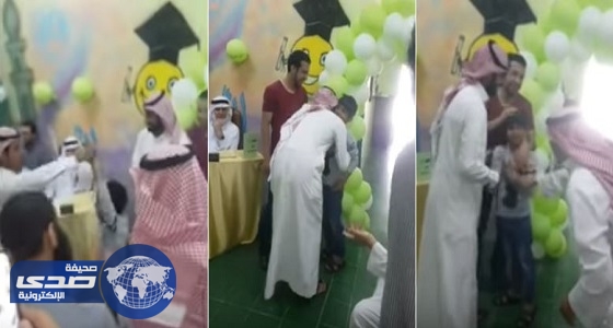 بالفيديو.. معلمون يحتفلون بنجاح طالب يتيم في طريف