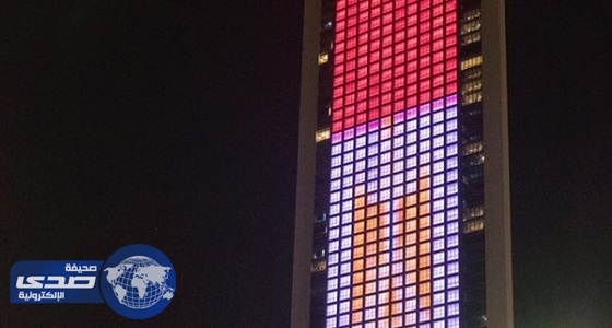 أبوظبي تضيء معالمها السياحية بألوان العلم المصري