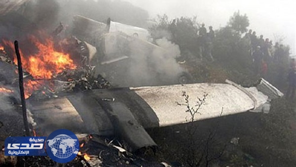 مقتل 8 أشخاص في تحطم طائرة عسكرية بكولومبيا