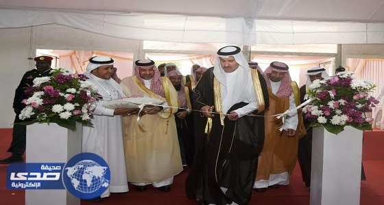 بالصور.. أمير المدينة يُدشن فعاليات معرض الكتاب والمعلومات 34 بالجامعة الإسلامية