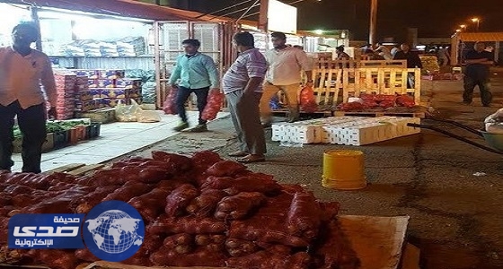 بلدية طبرجل تواصل حملاتها التفتيشية بسوق الخضار والفاكهة