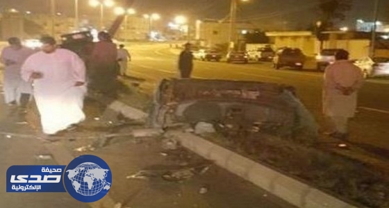 ⁠⁠⁠⁠⁠إصابة قائد مركبة انشطرت نصفين في حادث مروري ببلجرشي