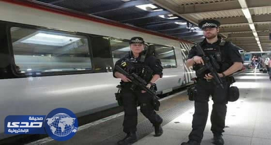 دوريات منتظمة للشرطة البريطانية داخل القطارات
