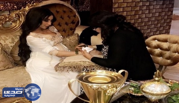 بالفيديو.. دنيا بطمة تحتفل بمناسبة أقتراب ولادتها بحفل حنة
