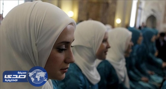 رابطة العالم الإسلامي تعيد نشر فيديو للأمين العام حول حجاب المسلمة في الغرب