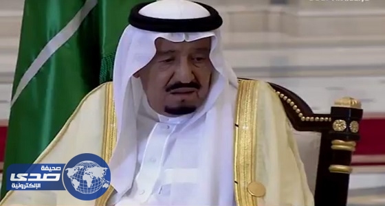 الملك سلمان يستقبل القادة المشاركون في قمة الرياض