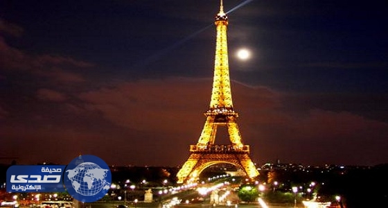 عمدة باريس تتضامن مع ضحايا مانشستر بإطفاء أنوار برج إيفل منتصف الليل