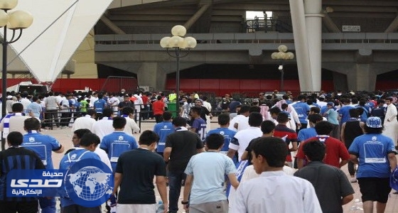 اشتباك بين جماهير النصر والهلال.. وإدارة النصر تهدد بالانسحاب