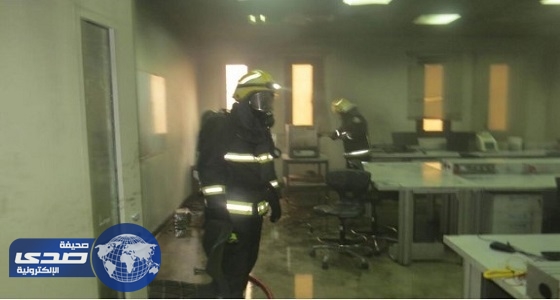 بالصور.. إصابة عامل في حريق بجامعة القصيم