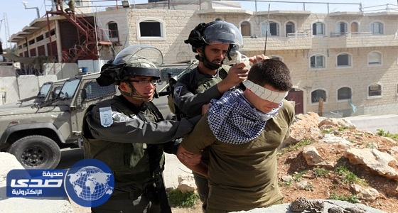 قوات الاحتلال تعتقل فلسطينيين من مخيم جنين بالضفة