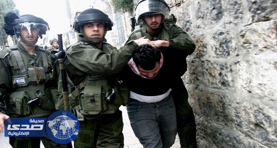 قوات الاحتلال تعتقل فلسطينيين من مخيم جنين