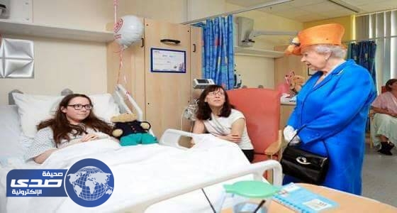 ملكة بريطانيا تزور مصابي تفجير مانشستر