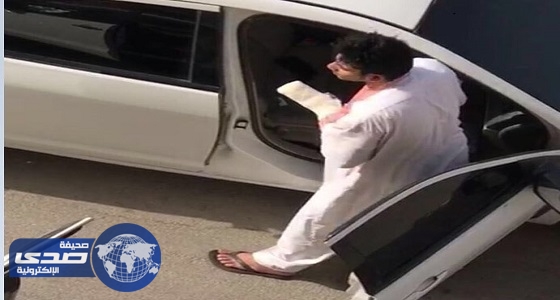 بالفيديو.. شرطة الرياض توضح حقيقة تكسير مجموعة من الأشخاص زجاج المركبات