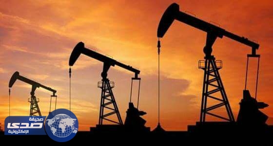 روسيا تخفض إنتاجها النفطي بأكثر من 300 ألف برميل يومياً