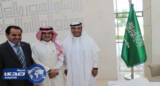 بالصور.. السعوديون بالأردن يبايعون الأمير محمد بن سلمان ولياً للعهد بمقر السفارة بعمّان