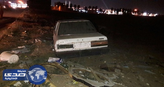 بلدية صبيا تواصل أعمالها في إزالة السيارات التالفة في المحافظة‎