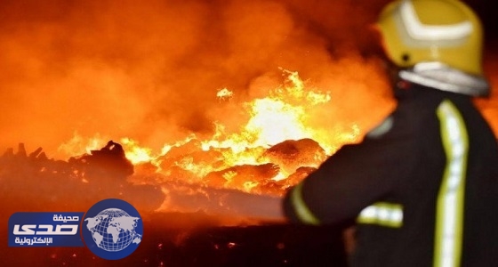 مدني حائل يخمد حريق مخلفات الأشجار بحي قفار