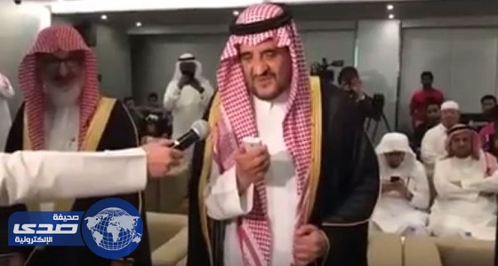 بالفيديو.. الأمير سعود بن فهد يلقن الشهادة لسيدة عبر الهاتف