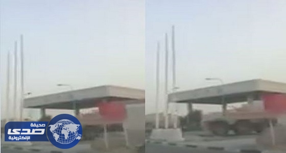 بالفيديو.. انتشار المدرعات الحربية لتأمين المنشآت السيادية في شوارع قطر