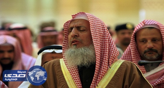 الراقصون على انغام الخميني يسيئون لهيئة كبار العلماء