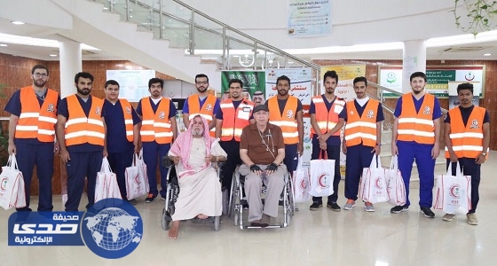 متطوعو الهلال الأحمر يزورون مستشفى النقاهة بالرياض