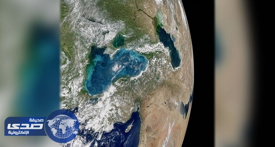 البحر الأسود يغير لونه