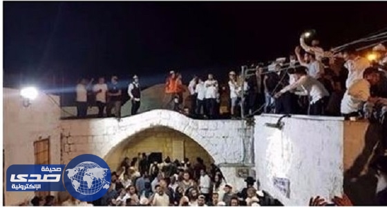 ⁠⁠⁠⁠⁠بالصور.. اقتحام قبر يوسف بالمولوتوف في نابلس بفلسطين