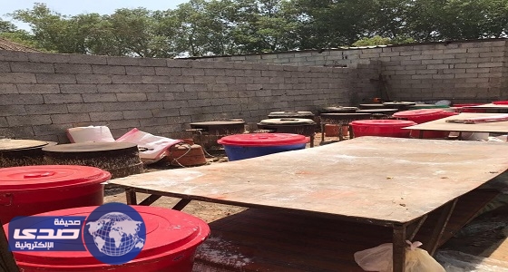 بلدية صبيا تضبط مصنعا متخفيا بإحدى المزارع لتحضير اللحوح والشمة