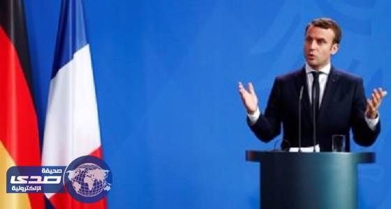 الحكومة الفرنسية تنوي سن قوانين لمنع الوزراء والبرلمانيين من توظيف أقاربهم