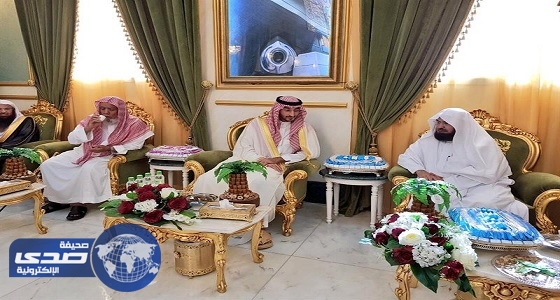 بالفيديو والصور.. نائب أمير مكة يزور العلماء والمشايخ لتهنئتهم بعيد الفطر