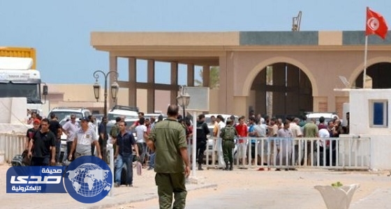 تونس تمنع سيارات تهريب قادمة من ليبيا من دخول أراضي البلاد