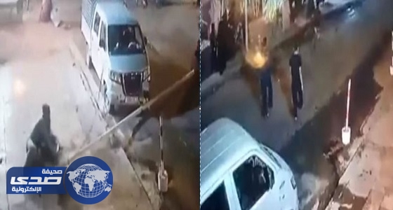 بالفيديو.. طفل يسرق سيارة أخيه ويقتل إمرأة ويصيب آخرين بالجزائر